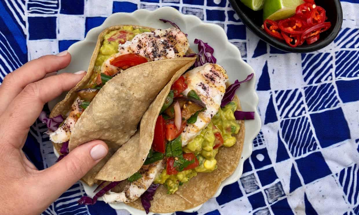 Weeknight dinner: easy fish tacos with salsa and guacamole recipe