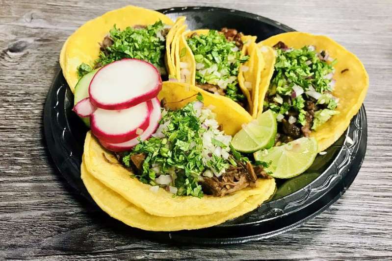 Phoenix\'s 4 top spots to score tacos on a budget